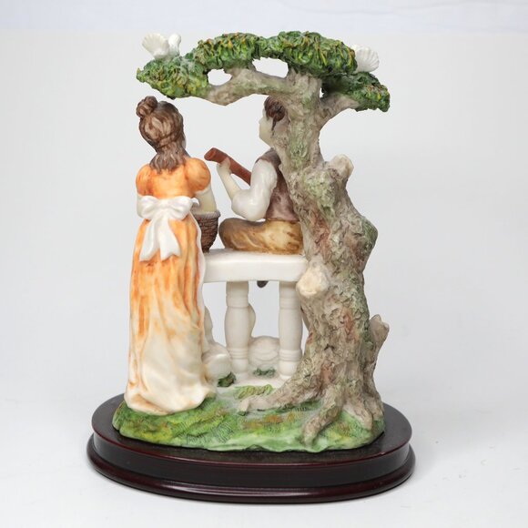 Ruby's Collection Romeo & Juliette Resin Wood Figurine Art Decor Romance Love - Picture 4 of 9